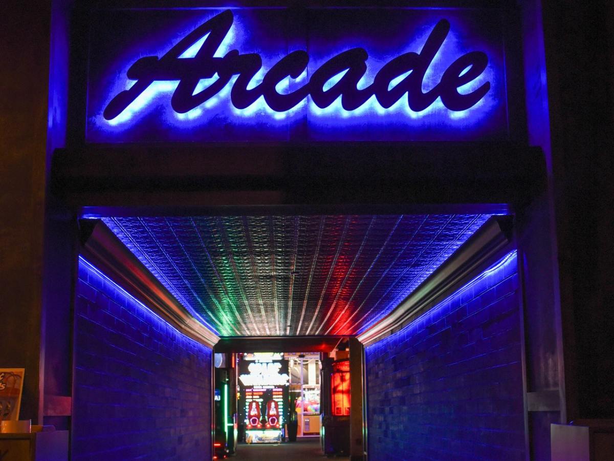 Mizu Goes Meta and Visits Cities in Video&nbsp;Games